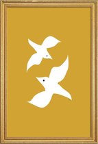 JUNIQE - Poster met houten lijst Birds in Mustard -60x90 /Geel & Wit