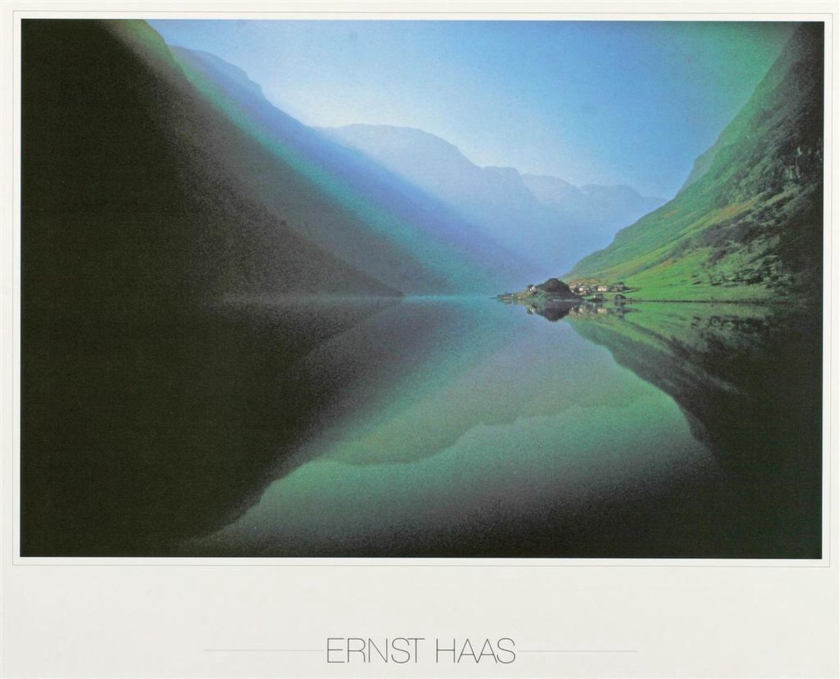 Catch Projecten Poster - Norway 1959 - Ernst Haas - Kleur - Fotografie - Jaren 80 Blauw