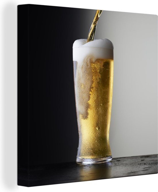 Bière béate sur fond noir Toile 20x20 cm - petit - Tirage photo sur toile (Décoration murale salon / chambre)