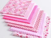 Pakket van 7 lapjes stof - verschillende designs - roze - rose - 24 x 25 cm - quilt - patchwork - poppen kleertjes