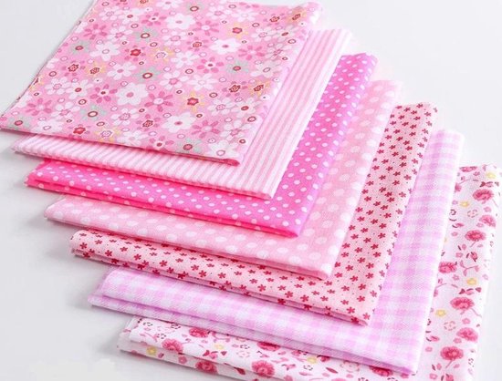 Pakket van 7 lapjes stof - verschillende designs - roze - rose - 24 x 25 cm  - quilt -... | bol.com