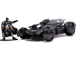 Batman Batmobile (Justice League) + Speelfiguur (Zwart) (11 cm) 1/32 JADA - Modelauto - Schaalmodel - Model auto - Miniatuurautos - Miniatuur auto