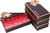 Geschenkset verjaardag / Valentijnsdag / Rozenzeepjes – 18 rozen / Bloemen / cadeautje / cadeaupakket / in cadeauverpakking / cadeau voor haar / geschenkset vrouwen / kerstcadeau