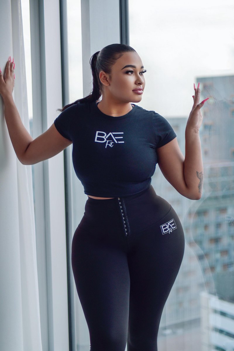 BAE FIT SHAPE LEGGING