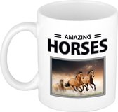 Dieren foto mok bruin paard - 300 ml - amazing horses - cadeau beker / mok bruine paarden liefhebber