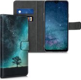 kwmobile telefoonhoesje voor Samsung Galaxy A20s - Hoesje met pasjeshouder in blauw / grijs / zwart - Sterrenstelsel en Boom design