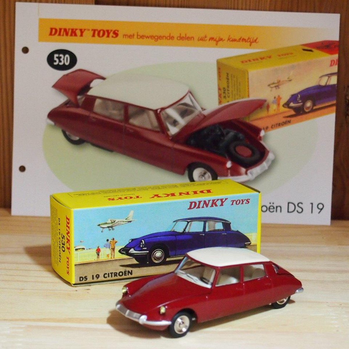 AU JOUET PARISIEN: Dinky Toys France 530 Citroën DS19 1963