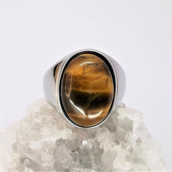 Ovale brede zegelring in edelstaal met Tijgeroog edelsteen maat 23. Deze geweldige ring is mooie zelf te dragen of iemand cadeau te geven.