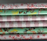 6 stuks Frozen II geschenkpapier  afmeting 250 x 70 cm
