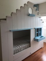 Vogelhuisje | Bedhuisje | Boomhutbed | Steigerhout | Kinderbed | Wit met blauwe afwerking