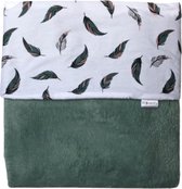 Ledikantdeken fleece oudgroen / print veren