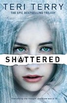 Omslag SLATED Trilogy: Shattered