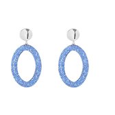 Mooie blauwe oorbellen met glitter effect en een zilverkleurig oorstukje