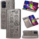 Voor Samsung Galaxy M51 Leuke Kat en Hond Reliëf Horizontale Flip Leren Case met Beugel / Kaartsleuf / Portemonnee / Lanyard (Grijs)