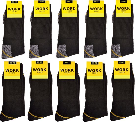 Tien paar zwarte werksokken met gele labels waarop "WORK SOCKS" en maat 39-42 staat. Grijze hielen en gele accenten.