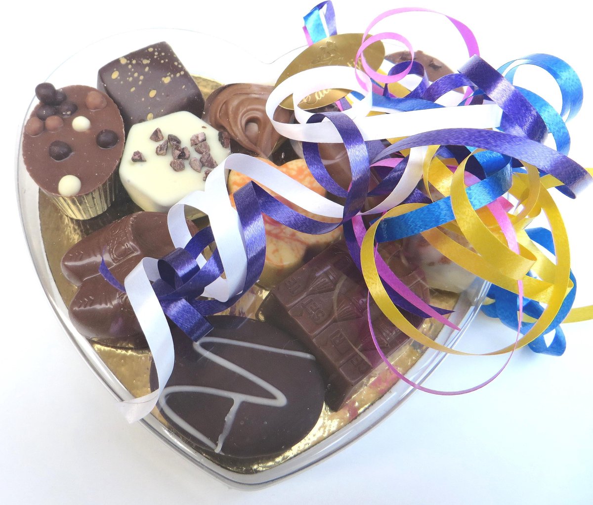 Hart gevuld met handgemaakte bonbons - Chocolade cadeau chocola bonbon. Kerst