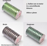 Elastisch draad van 0,8mm dik. Verkocht per 3 rollen van 10 meter in de kleuren grasgroen, zeegroen en bruin