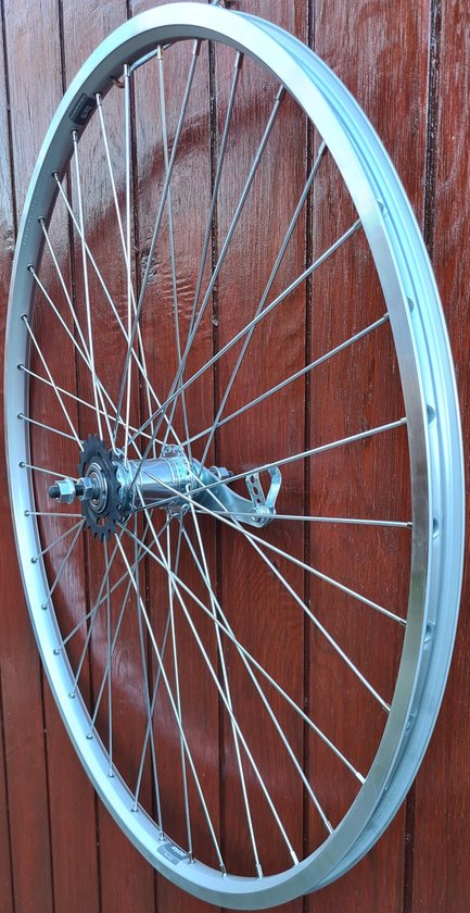 28 inch remnaaf achterwiel - fietswiel - terugtraprem - Fietswiel met terugtraprem -... bol.com