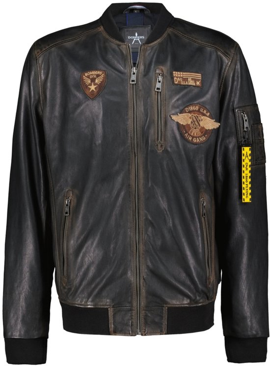 Donkerbruine leren bomberjack met patches, waaronder een met 'Donders 1860 U.S.A. Air Gang'.