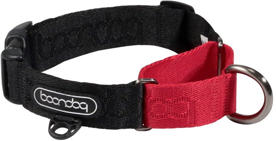 Collier Boondog, noir avec rouge, avec anneau en D et boucle. Logo 'boondog' visible.