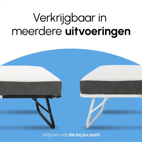 Twee Bodo opvouwbare bedden naast elkaar, een met een zwart en een met een wit frame. Beide hebben een donkergrijs en wit matras.