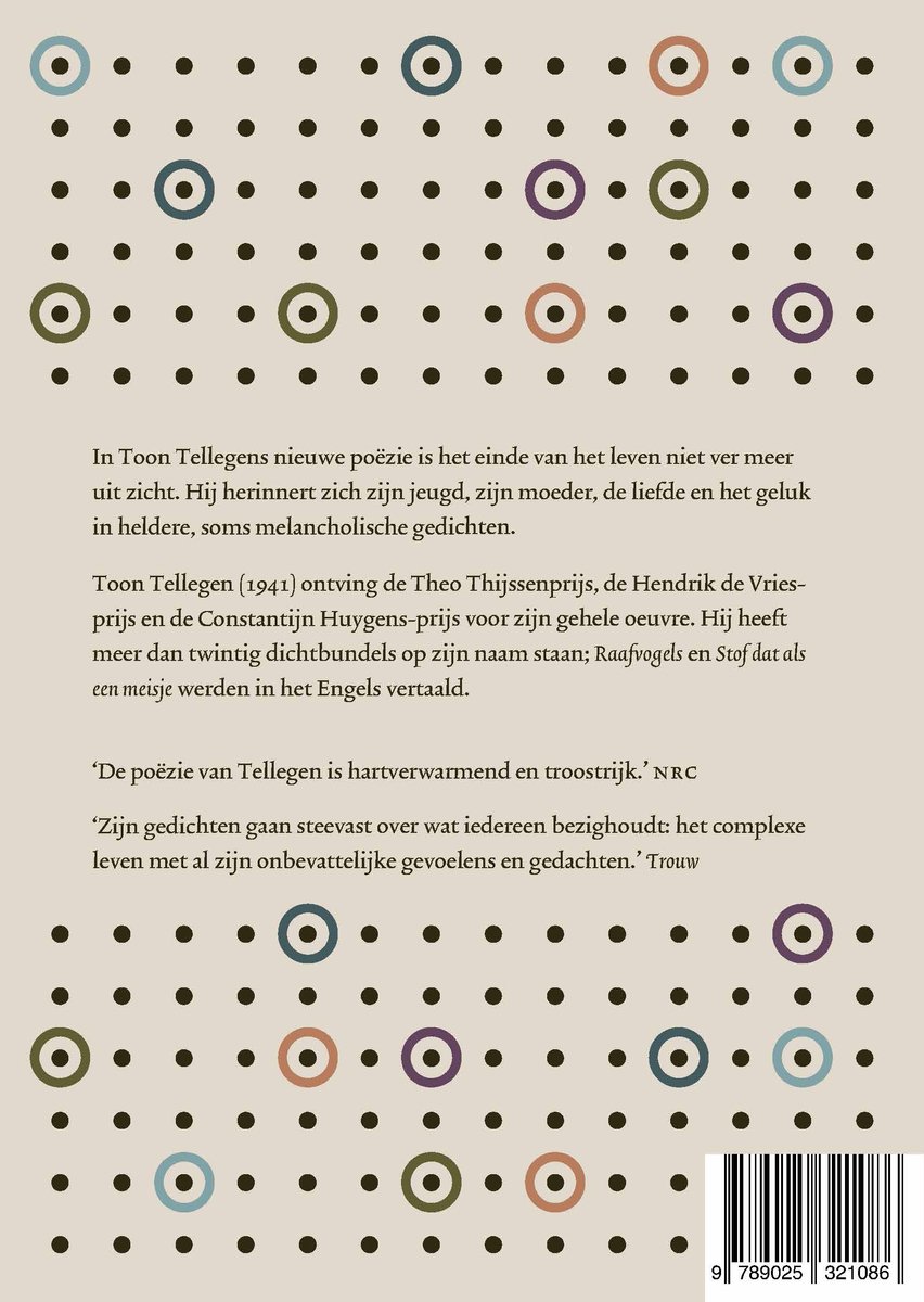 Boekrug met stippenpatroon en gekleurde cirkels, met tekst. Barcode onderaan.