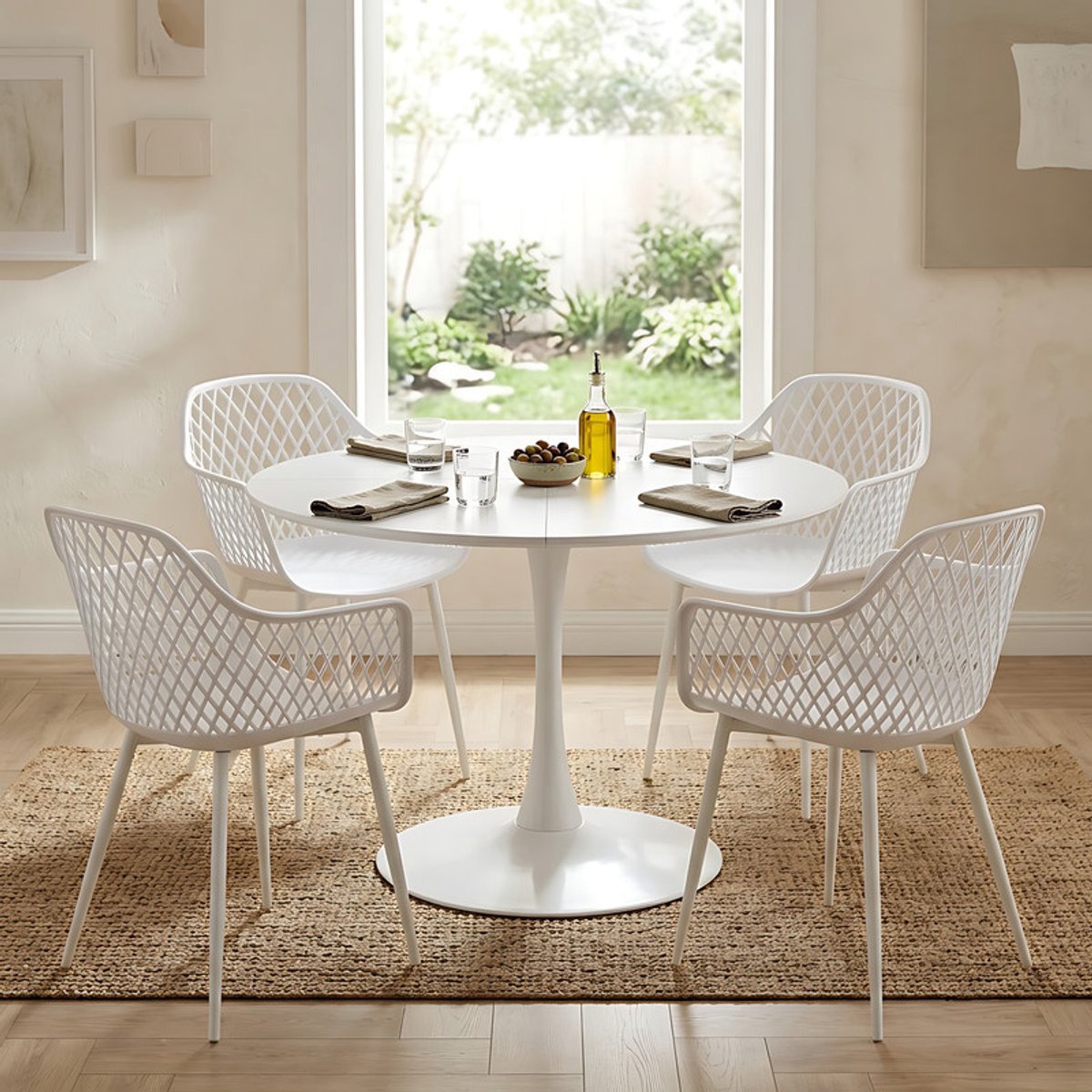 EGGREE eettafel en stoelen set, tafel met een diameter van 120 cm en 4 zwarte stoelen - geschikt voor bar - keukeneiland - café en eetkamer