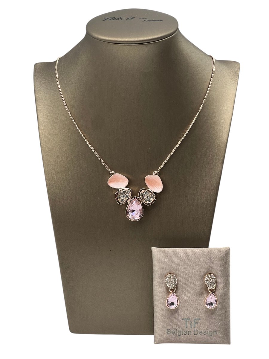 TIF - Sieraden - Sieradenset dames - Halsketting - Oorbellen - Zilver - Verstelbaar 42-47 cm