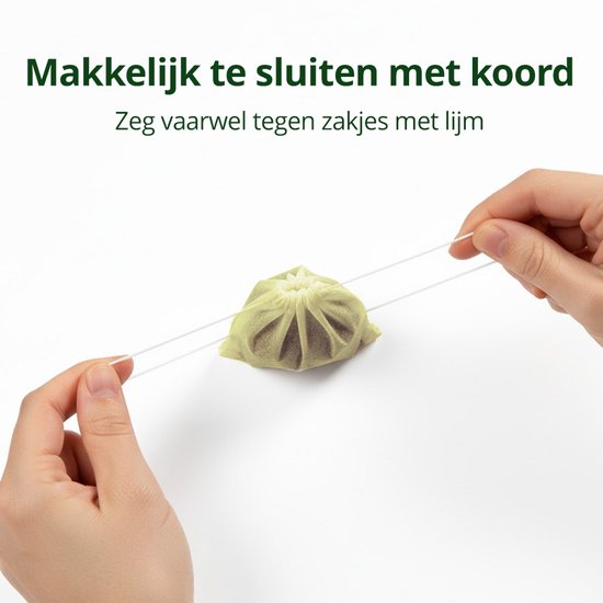 Lichtgele theezakje wordt met witte koorden dichtgetrokken.