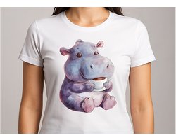 Happy Hippo Loves Coffee - T Shirt - CuteStyle - KawaiiArt - CozyVibes - CoffeeLover - MorningVibes - Gift - CuteDesign - CozyLeven - KoffieLiefhebber - QueenVibes - Cadeau