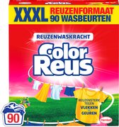 XXXL verpakking Color Reus waspoeder voor 90 wasbeurten. Gekleurde was hangend aan waslijn. Tekst: Reuzenwaskracht tegen vlekken en geuren.