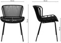 Afmetingen van een zwarte tuinstoel: breedte 53cm, diepte 56cm, hoogte 79cm, zithoogte 49cm.