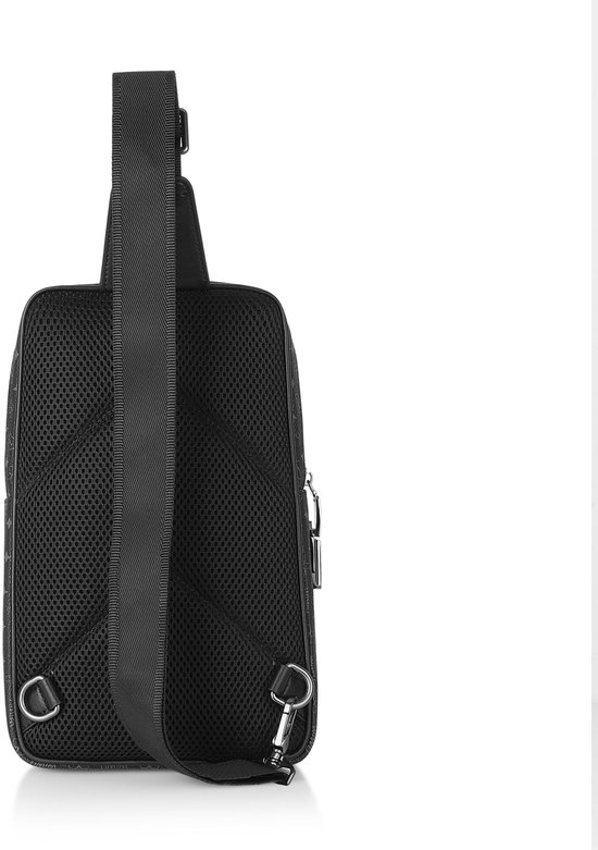 Zwarte crossbody tas met gaasrugpaneel en verstelbare band met D-ringen.