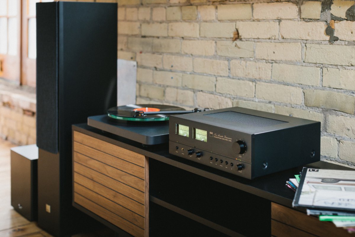NAD C 3030 Versterker - Zwart