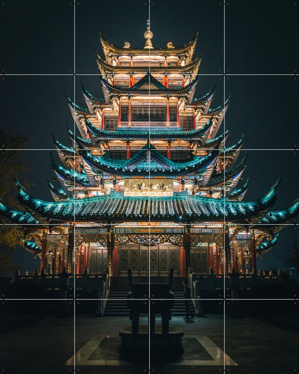 IXXI Temple Mountain Chongqing China, Tristan Zhou - 80 x 100 cm - Gratis ophangtool - Grote wanddecoratie en posters - Fotografie, Mancave