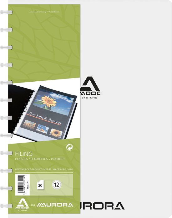 Transparante A4 map met 30 hoezen. De map bevat een afbeelding van bloemen en de tekst 'freedom & flowers'. Bedrukt met het Adoc Systems logo.