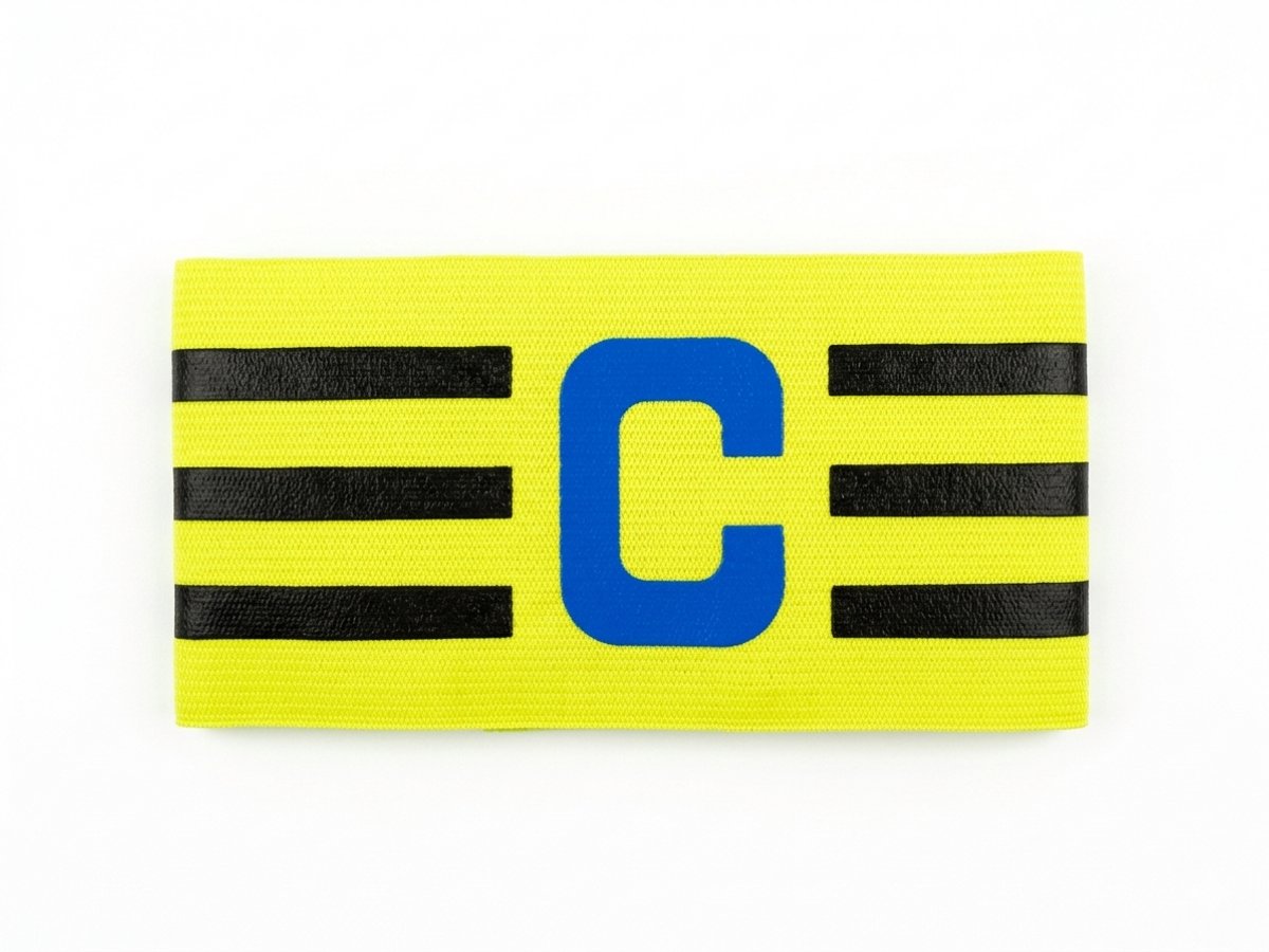 Quality Trade - Aanvoerdersband - Elastisch - Verstelbaar met klittenband - Junior en Volwassenen - Meerdere kleuren - Sport - Voetbal - Hockey - Unisex