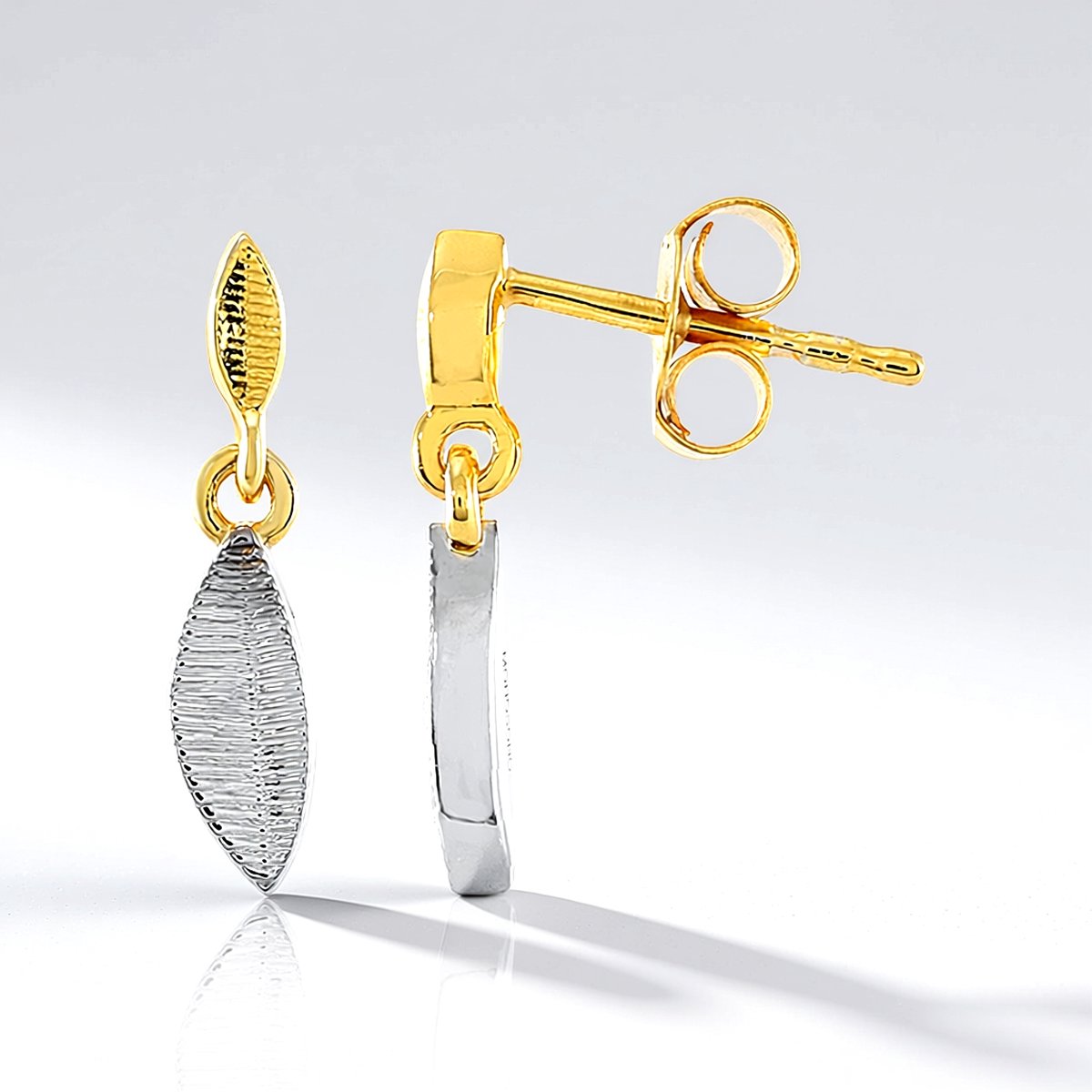 Cavill - Zilveren Oorbellen - 925 Sterling Zilver Verguld - Elegante Bladvormige Oorknopjes - Lichtgewicht, Modern & Tijdloos