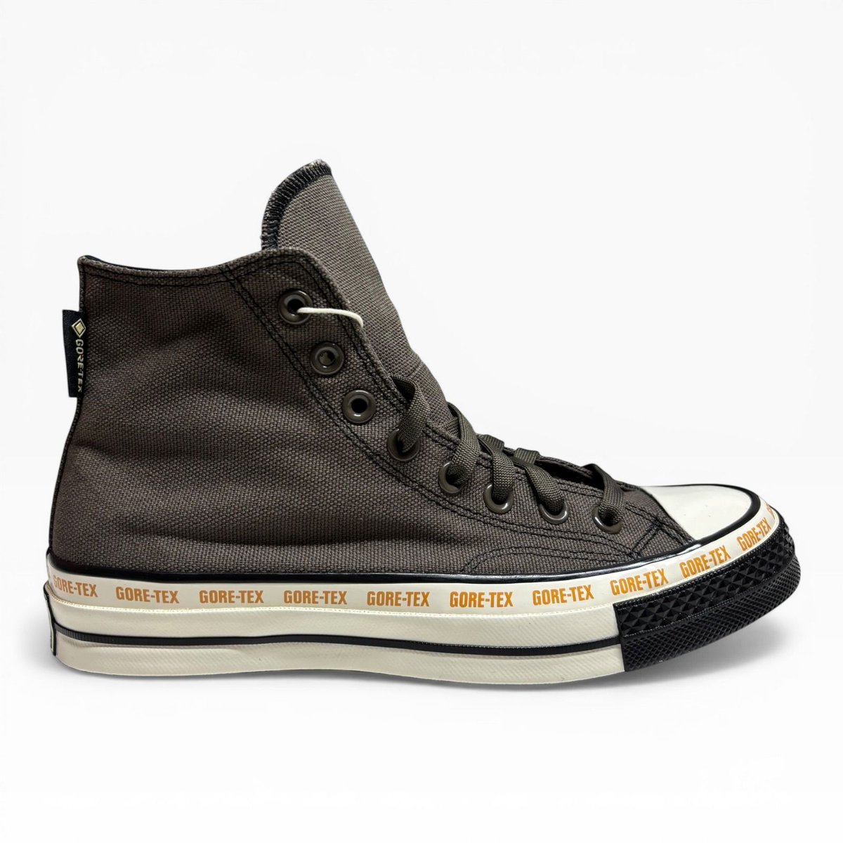 Converse Chuck 70 GTX Hi Sneakers Grijs