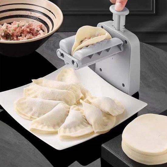 Deegwaren Maker - Automatische Vormer - Snel Hapjes Maken - Eenvoudig In Gebruik - 16x15x10 cm - Wit — afbeelding 3