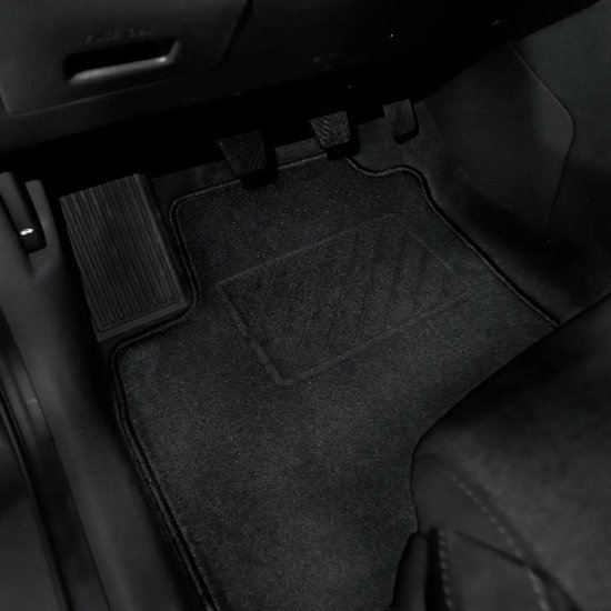 Tip-it - Jeu de tapis de voiture Peugeot E-2008 (UD_, US_, UY_, UJ_, UR_, UC_) 2020 - 2024 - Ajustement parfait - 4 pièces