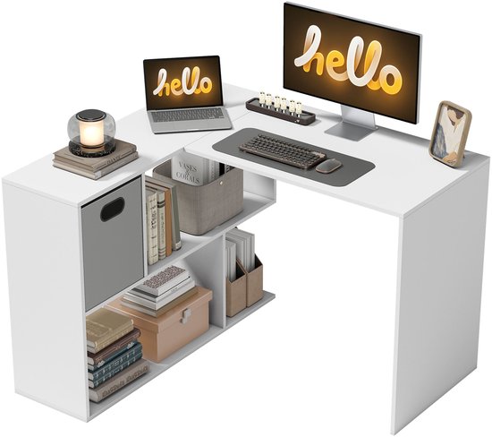 Wit L-vormig bureau met opbergvakken, boeken, decoratie en een laptop.