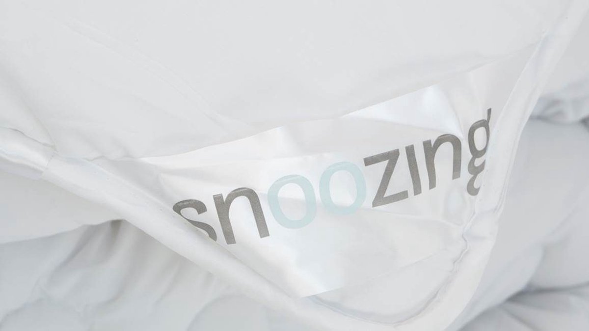 Snoozing Swiss Dreams Winter Dekbed - Extra breed thumbnail 2