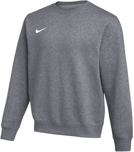 Grijze Nike sweater met een klein wit Nike logo op de borst.