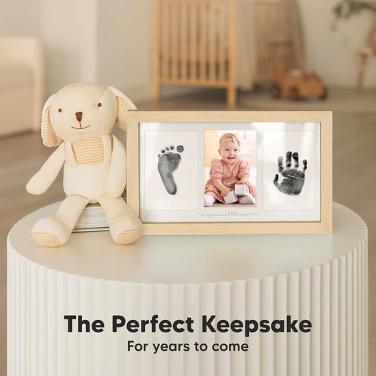 Set met hand- en voetafdrukken van de baby, Inktkussen voor baby's, Herdenkingsfotolijstje, Kan worden neergezet of aan de muur worden gehangen, zwart. — afbeelding 2