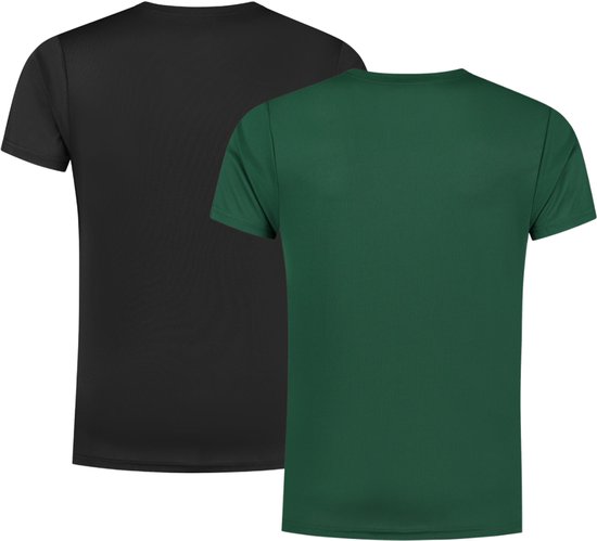 Achterkanten van een zwart en een donkergroen kort-mouwig sportshirt.