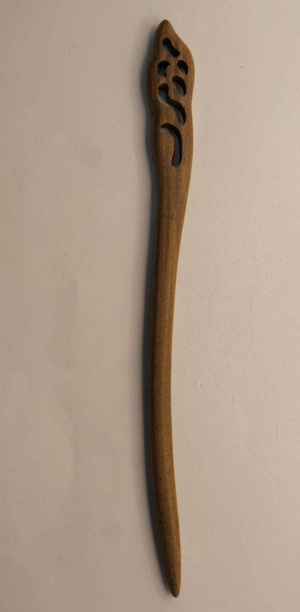 bruin haarstok met siergaatjes - sier haar stokje - bruin haarsieraden knot - houten haaropstekers - Elegante opgestoken chignon pinnen - houten Japanse stokken voor haar - knot haarsieraden - knot opsteek stokjes van hout