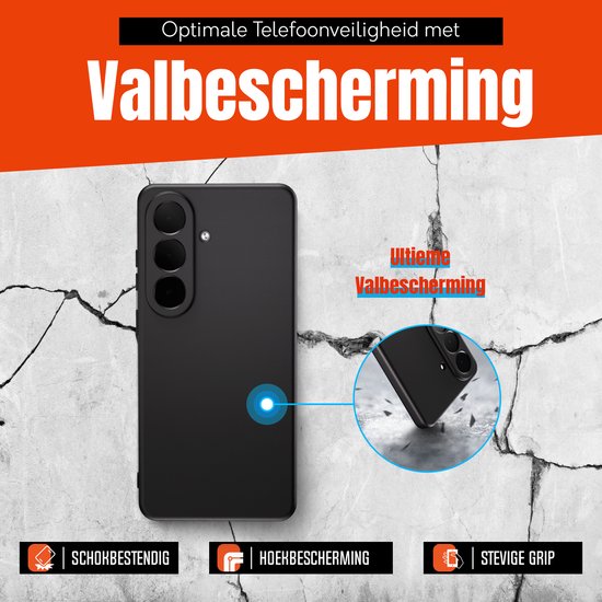 Zwarte Samsung A57 hoes, schokbestendig, hoesbescherming en stevige grip. Optimale telefoonveiligheid met valbescherming.