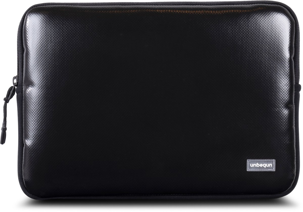 MacBook Neo 13 inch hoes van gerecycled materiaal (duurzaam) - Zwarte laptop sleeve/case voor nieuwe MacBook Neo (2026)