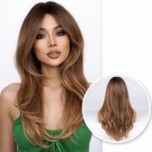 SassyGoods Bruine Pruik - Pruiken Dames Lang Haar - Verstelbaar - Wasbaar - Licht Bruin - 60 cm
